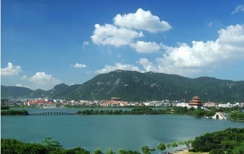 西湖 人間天堂的詩(shī)意畫卷